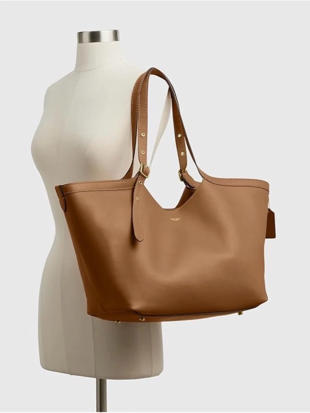 Coach Gramercy Tote Bag in Honey Brown Leather with Gold Tone Hardware - NWT
